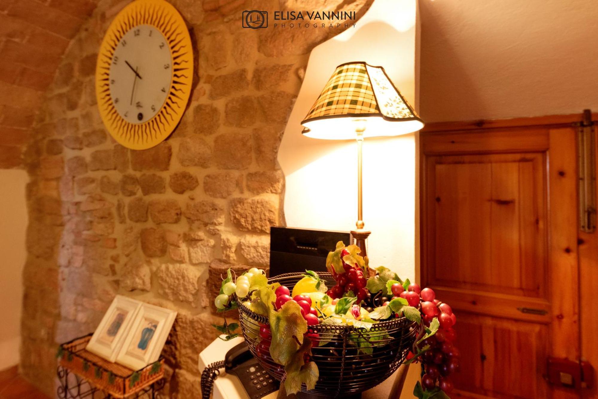 A Casa Di Rache & Bea Lägenhet Volterra Exteriör bild