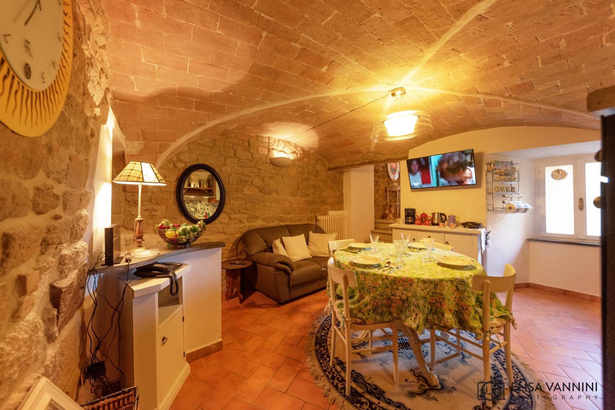 A Casa Di Rache & Bea Lägenhet Volterra Exteriör bild